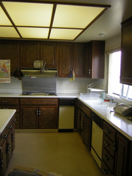kitchen-long-view-stove-after kitchen-long-view-stove-after