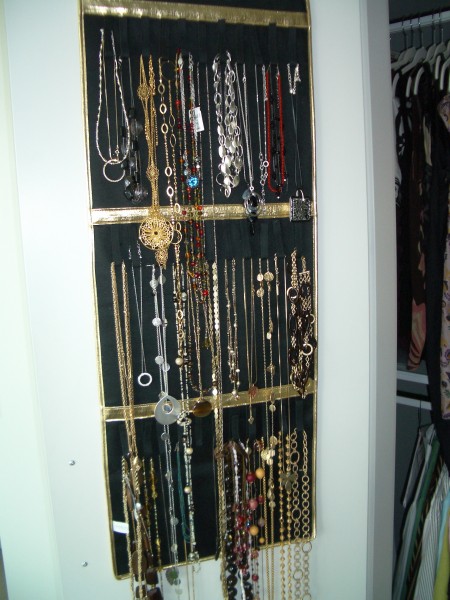 necklaces go vertical!